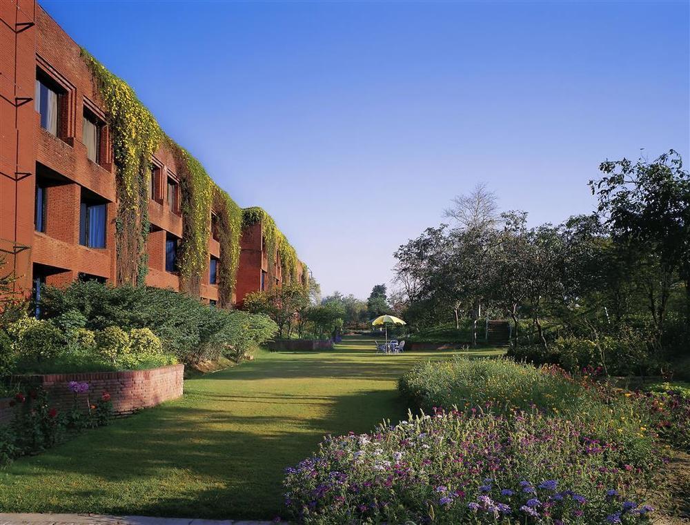 Itc Mughal, A Luxury Collection Resort & Spa, Agra Agra  Exterior foto The University of Nottingham